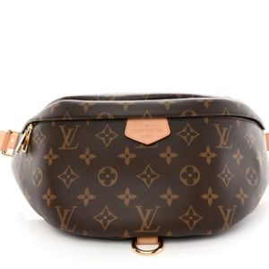 Super Cool Authentic Louis Vuitton Monogram Bumbag w/original packaging.